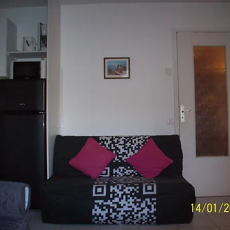 Apartman Fushia *