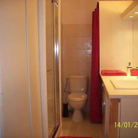Fushia Apartman